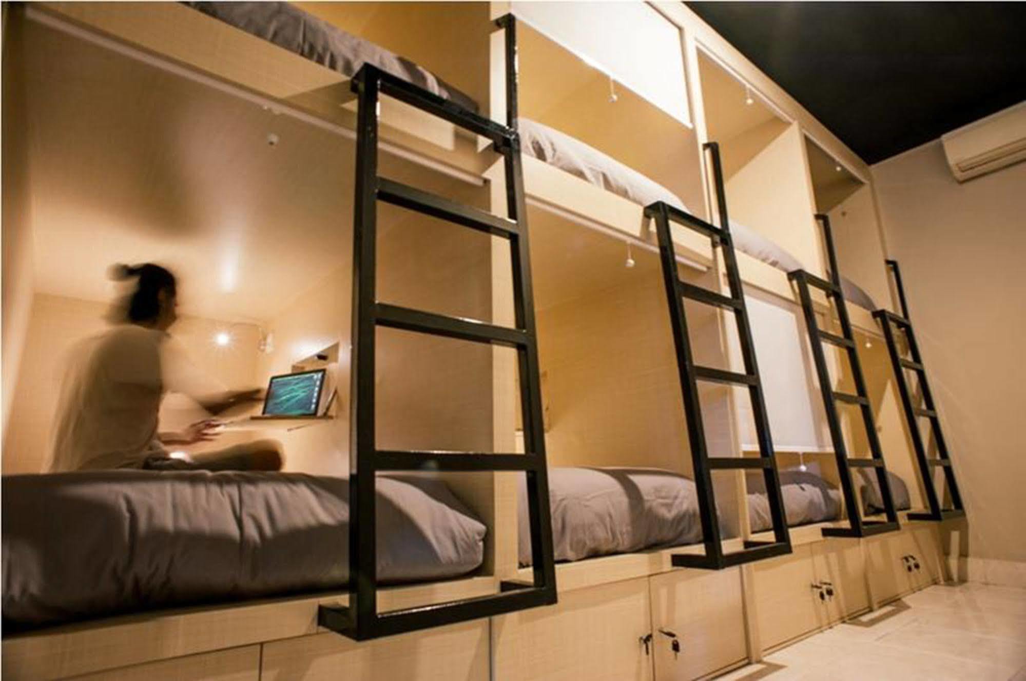 Bedplus Backpacker Kuta Legian  Luaran gambar